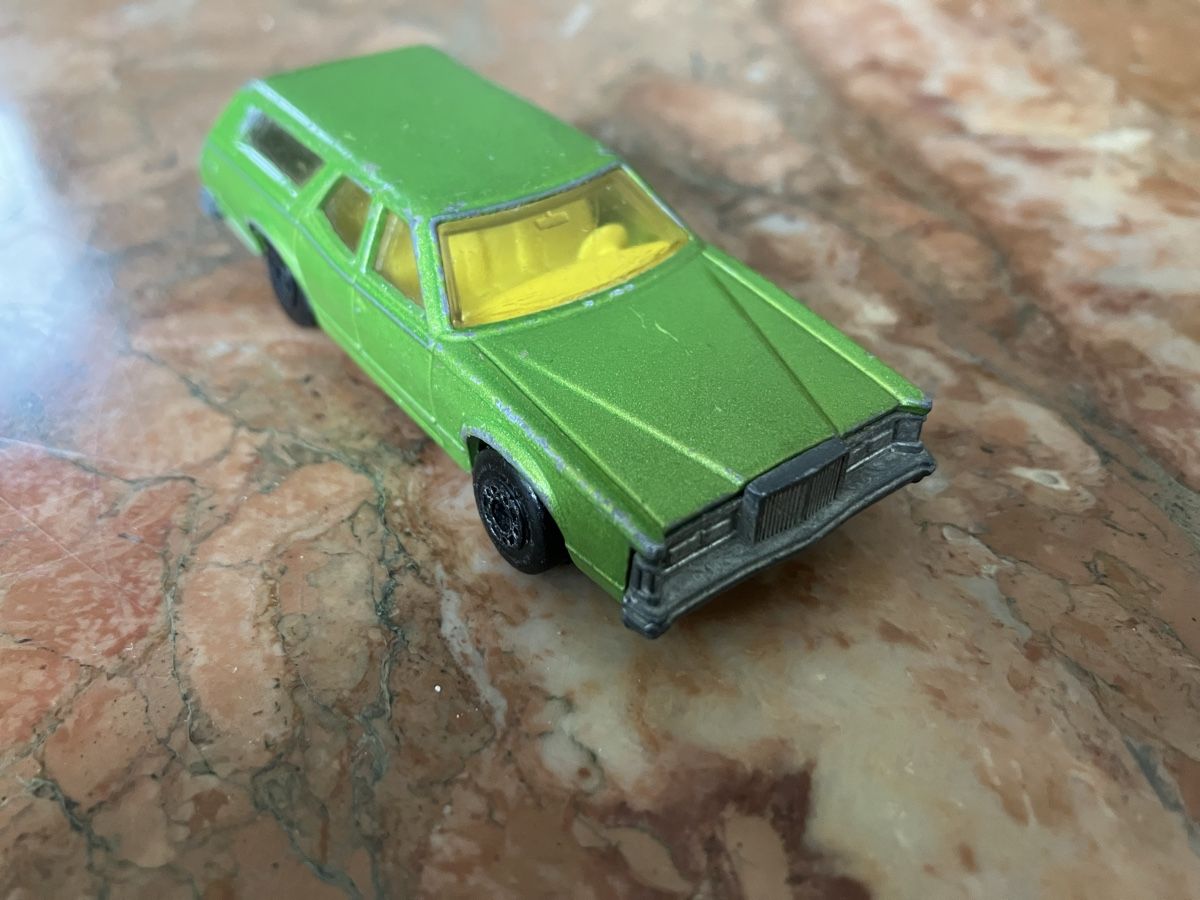 Matchbox Modellini d'auto: Matchbox Cougar Villager – Usato da Liebefeld venduto da PoloLePoulpe