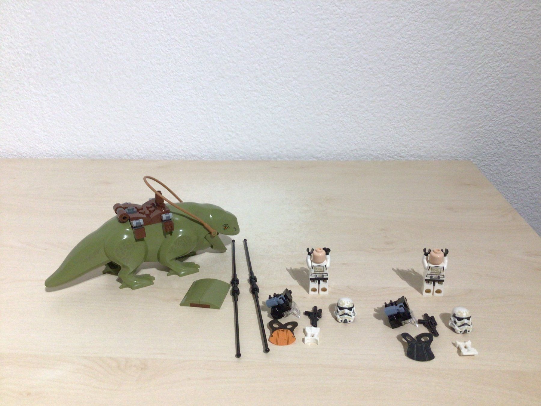 Lego Spielzeuge: Lego Star Wars 75290 Figuren Gebraucht – Gebraucht aus Hergiswil NW von ToysandMore 3