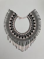 Collier ras-de-cou en perles NEUF