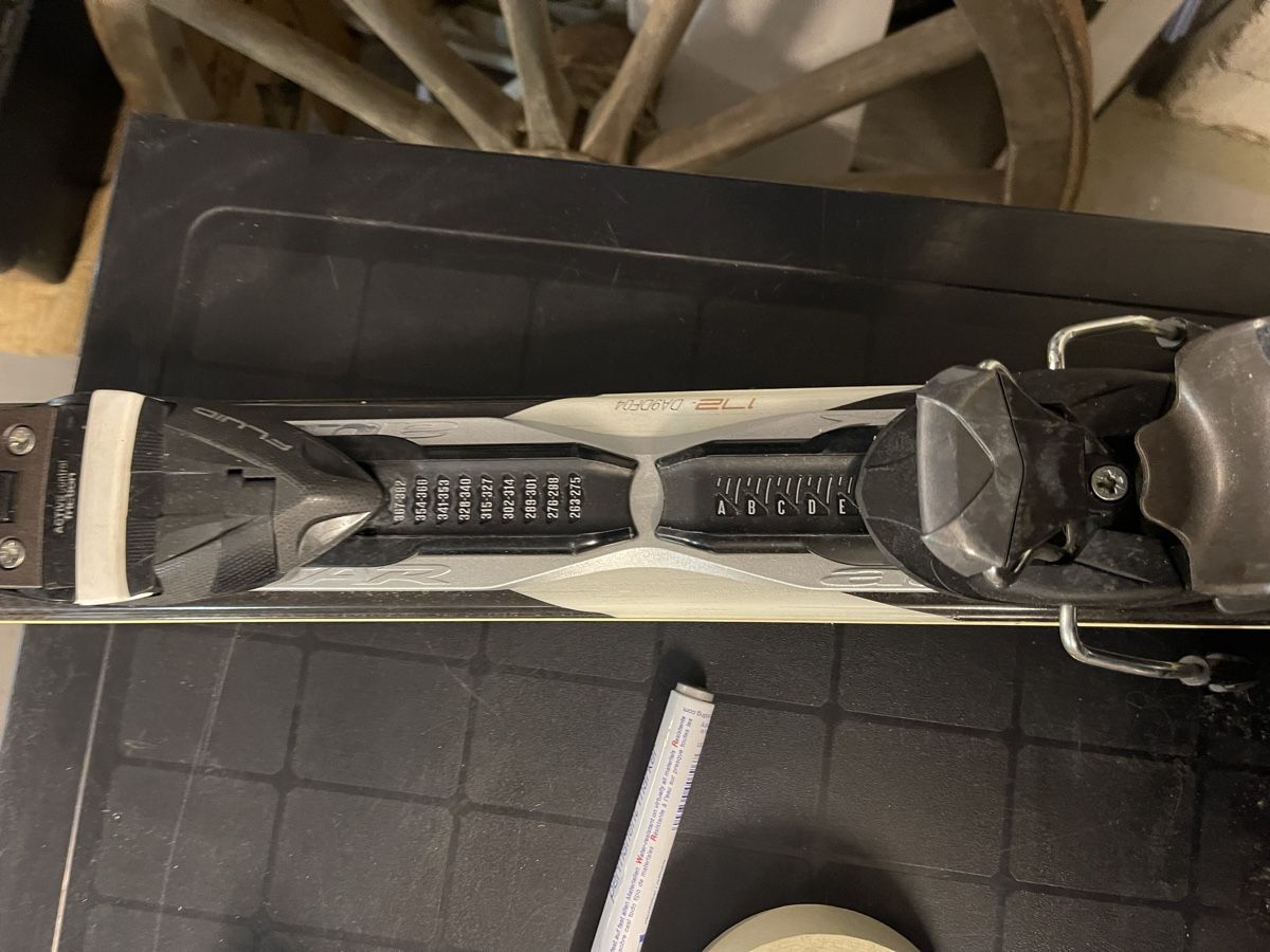 Dynastar Sci: DYNASTAR BOOSTER 172cm – Usato da Murten venduto da Ski-Outlet 6