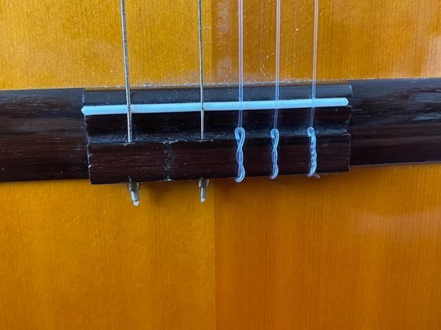 Instruments de musique: Kindergitarre mit Tragetasche – Défectueux à Neuenkirch par Magmatom 2