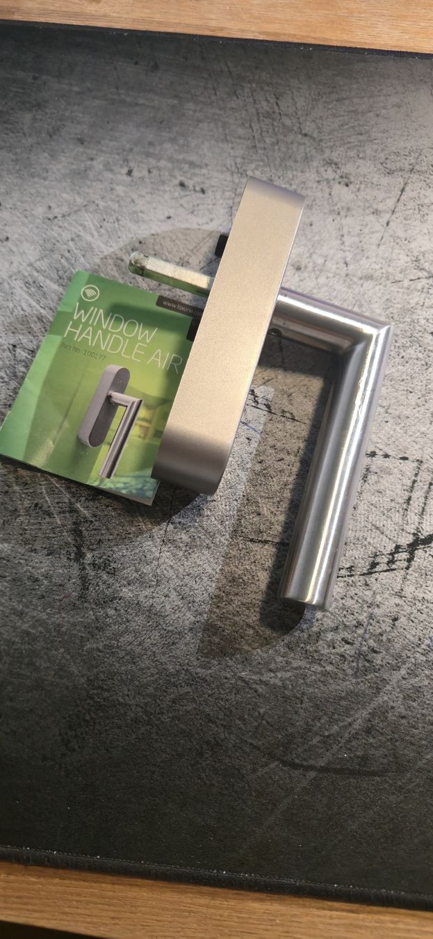 Fenêtres: Loxone Window Handle AIR – D'occasion à Ennetmoos par Bricks_and_more 1