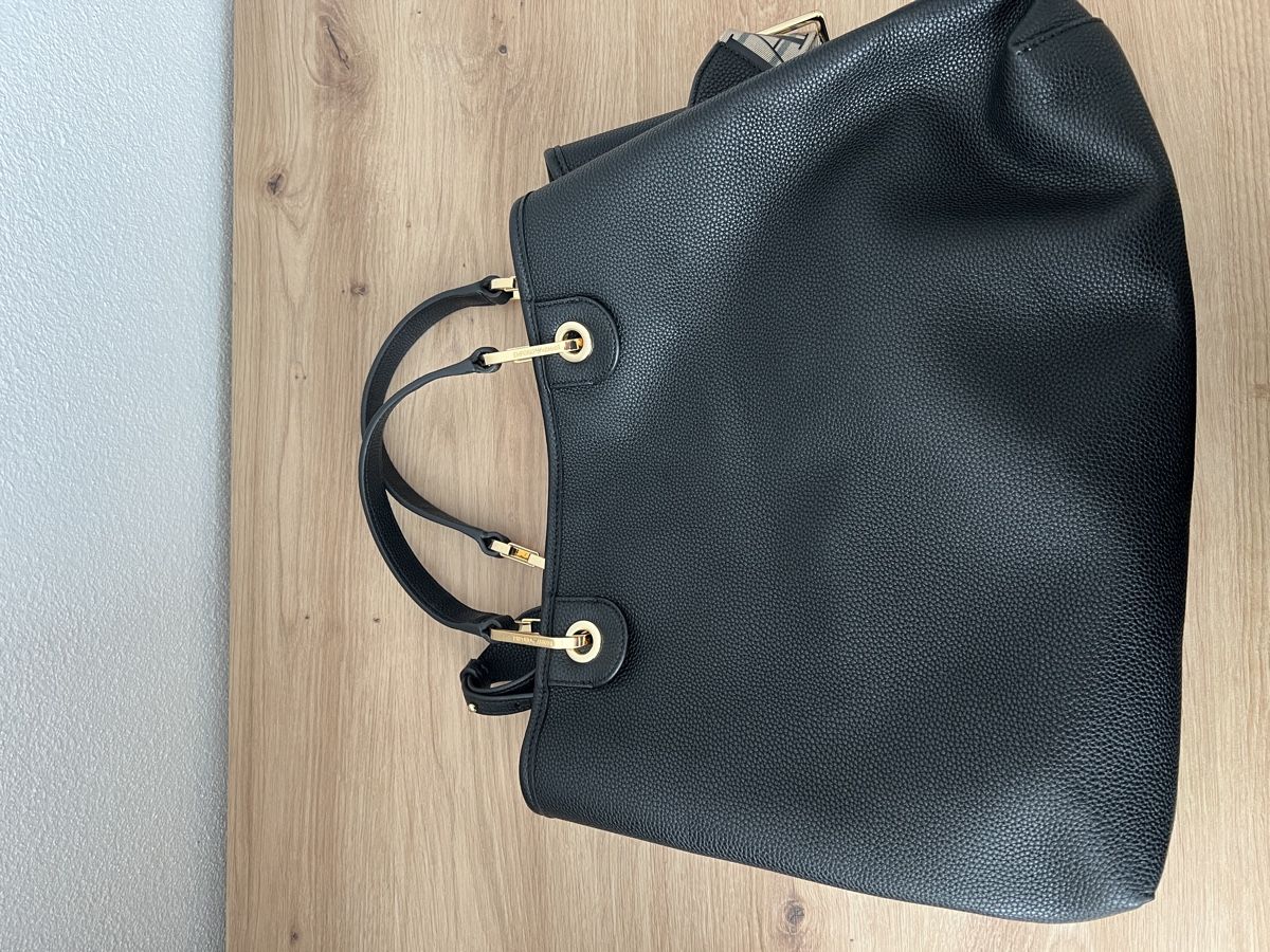 Armani Borse da donna: Emporio Armani Handtasche schwarz – Nuovo (secondo la descrizione) da Ottenbach venduto da hei_8zmf 2