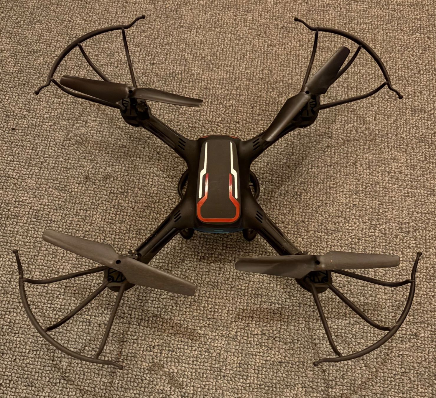 Jouets: Quadrocopter von Kidland – Neuf (Voir description) à Wangen SZ par Sls_777