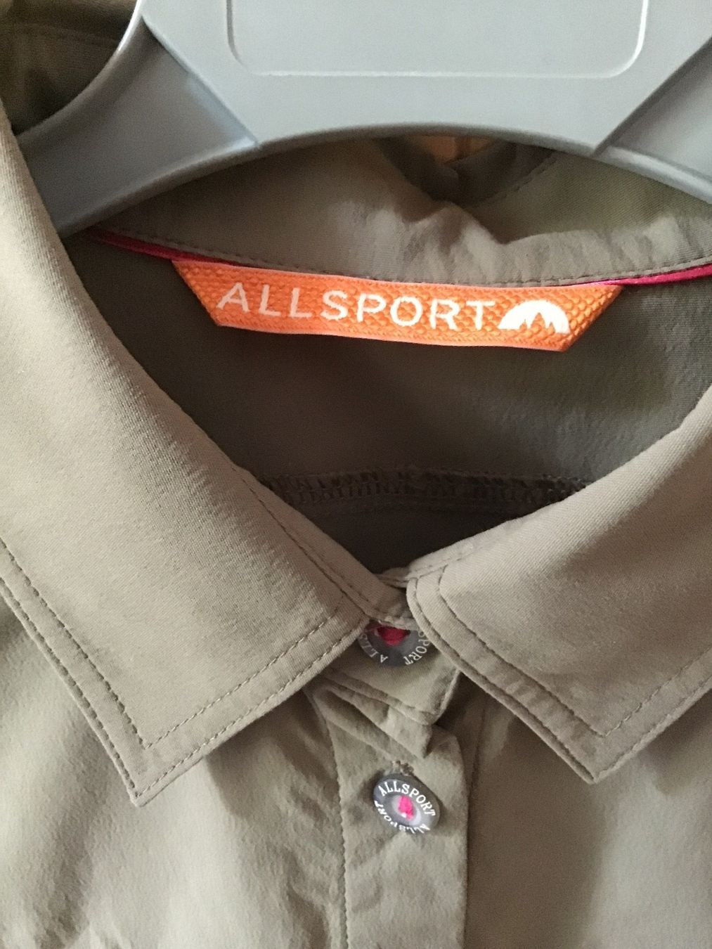 Camicette: FREIZEITBLUSE ALLSPORT GR. 36 SCHLAMMFARBIG – Usato da Glattfelden venduto da ire_w6h2 1