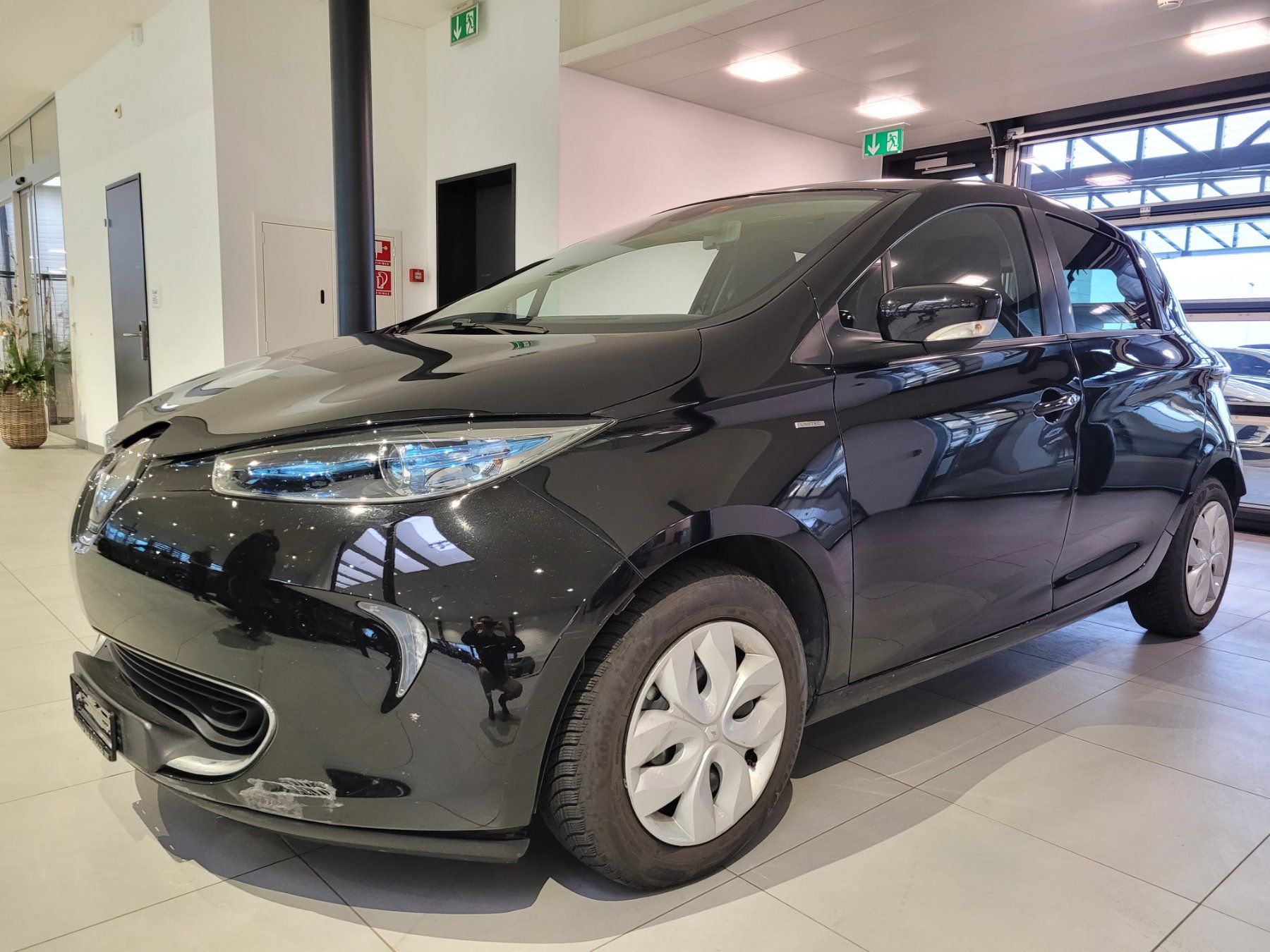 Elegantes Renault Zoe Gebraucht Kaufen Ebenbild