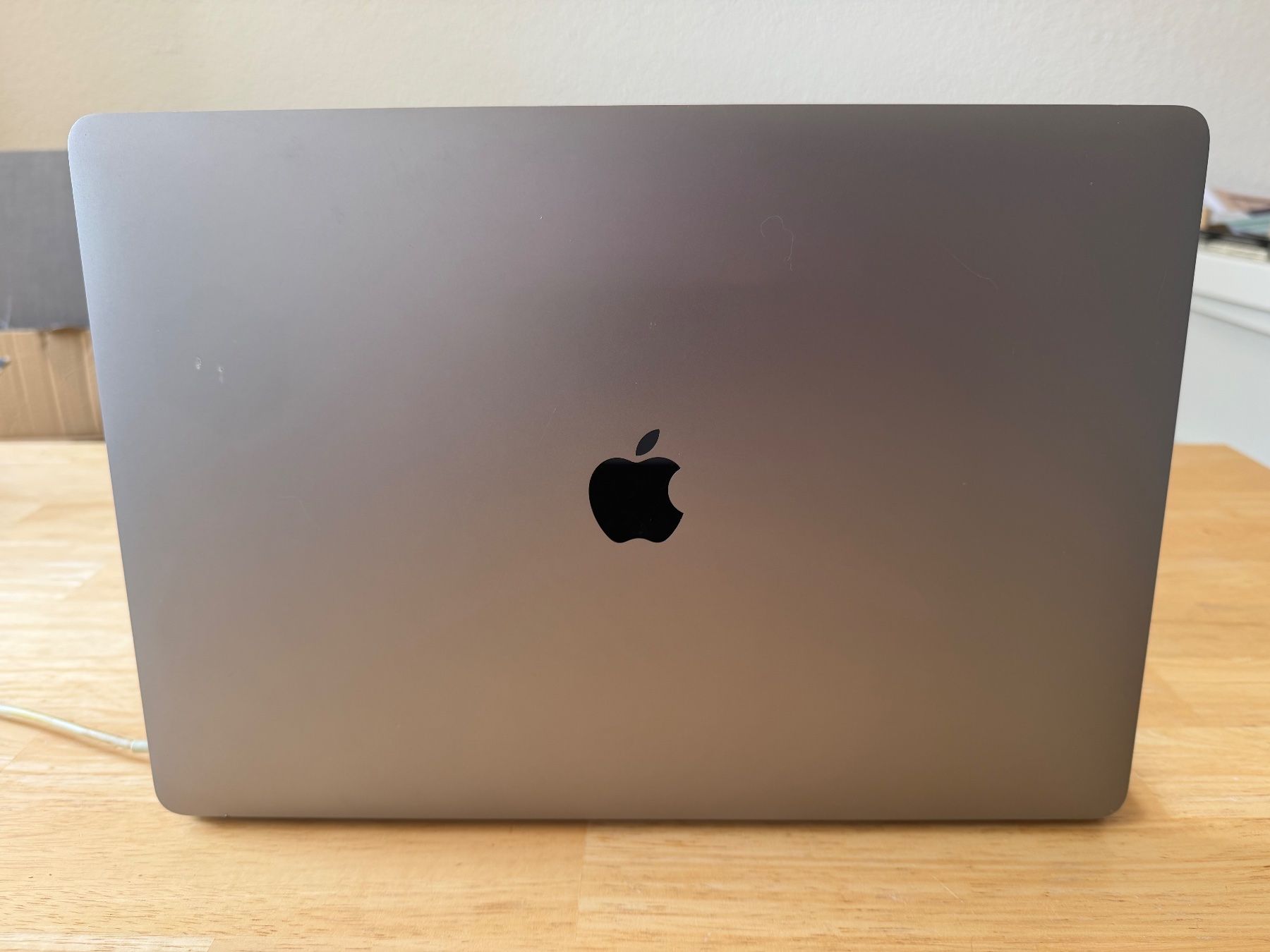 Apple Notebook: MacBook Pro 15" 2016 i7 16GB 500GB SSD – Usato da Zürich venduto da jpquast 2