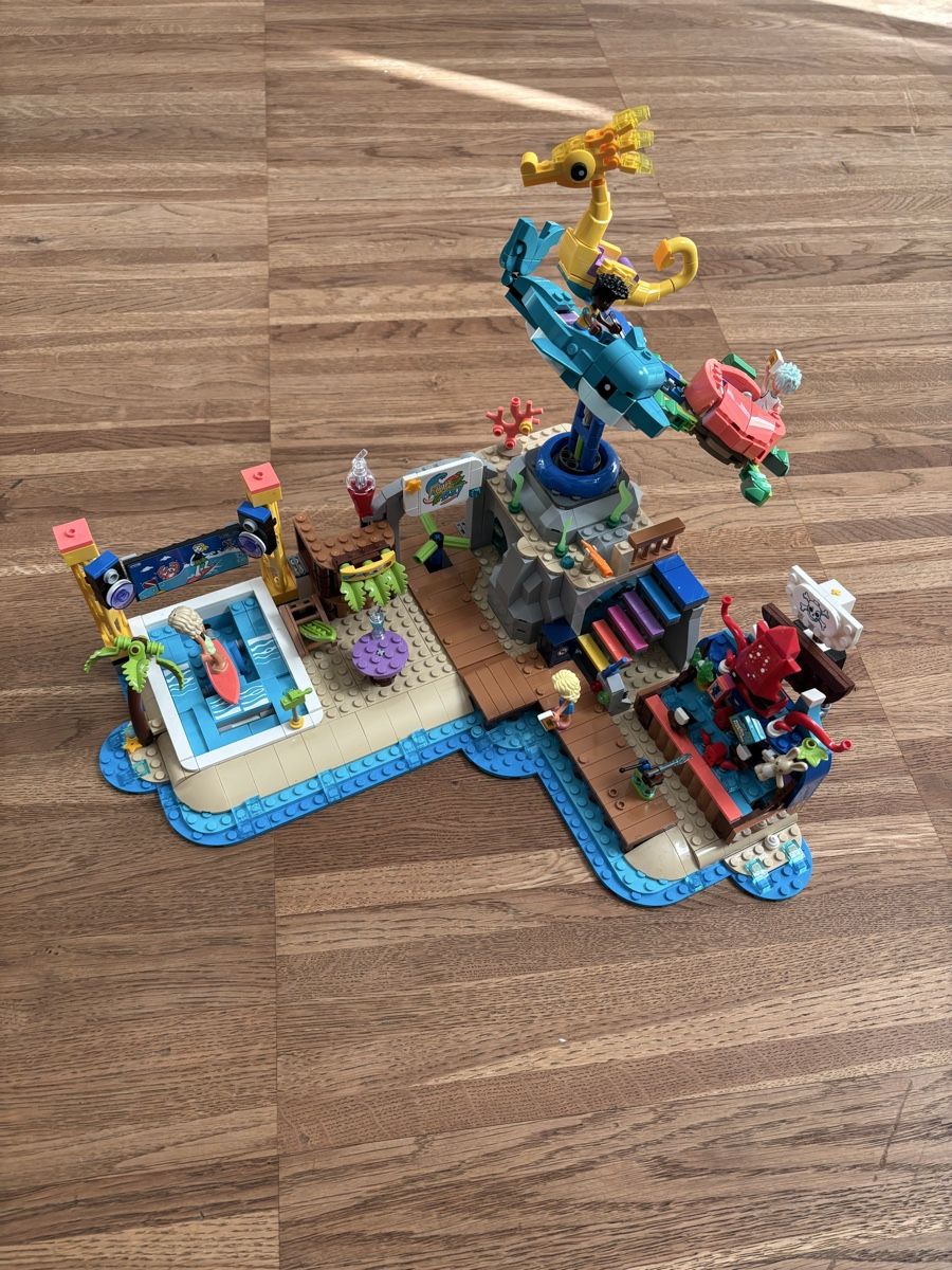 Lego Giocattoli: 41737 LEGO Friends Strand-Erlebnispark – Usato da Zürich venduto da Lukasherrmann