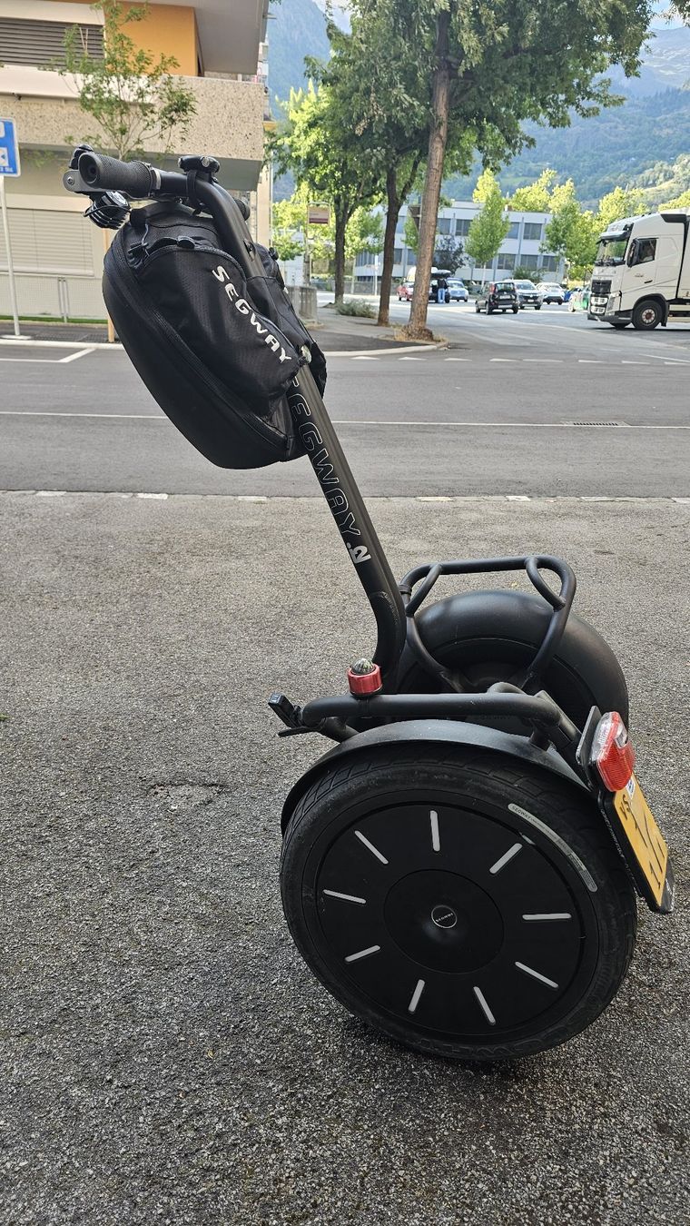 Elektromobile: Segway PT i2 – Gebraucht aus Brig von sch_dny7 4
