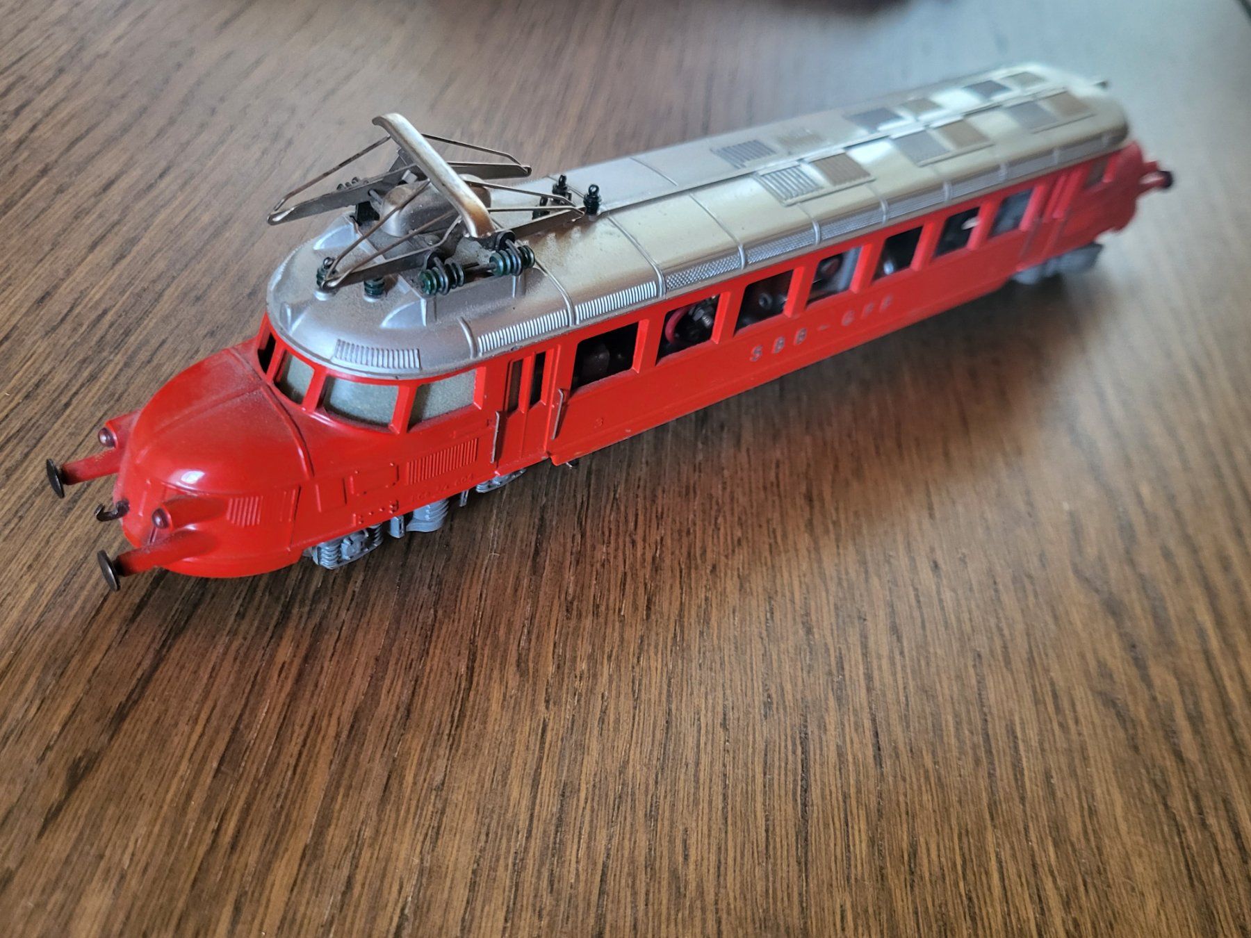 Hag Modellini di ferrovie: Hag Triebwagen "Roter Pfeil H0 defekt – Usato da Sonceboz-Sombeval venduto da ant_cd5j 2