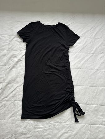 Robe noire H&M, taille 32