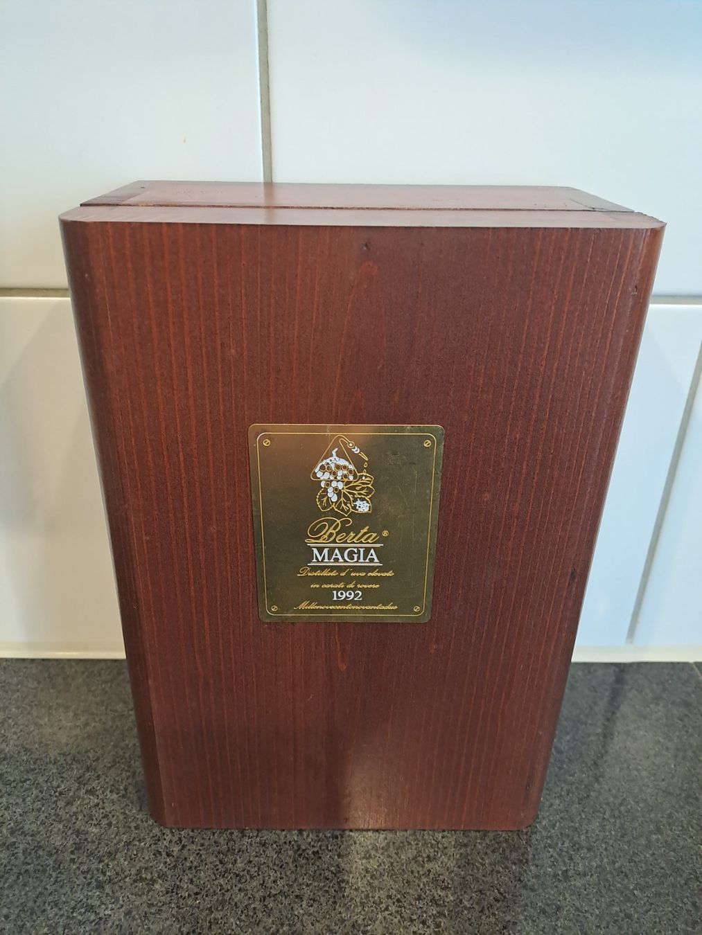 Berta Spirituosen: Berta Grappa Maggia 1992 mit OHK 31 Jährigen Berta Grappa – Neu und originalverpackt aus Elsau von Kellerraeumung 9