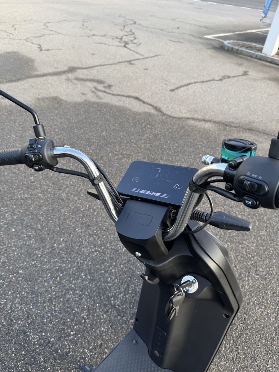 Scooters: Elektroroller NEU – Neu und originalverpackt aus Bad Zurzach von classic769 5
