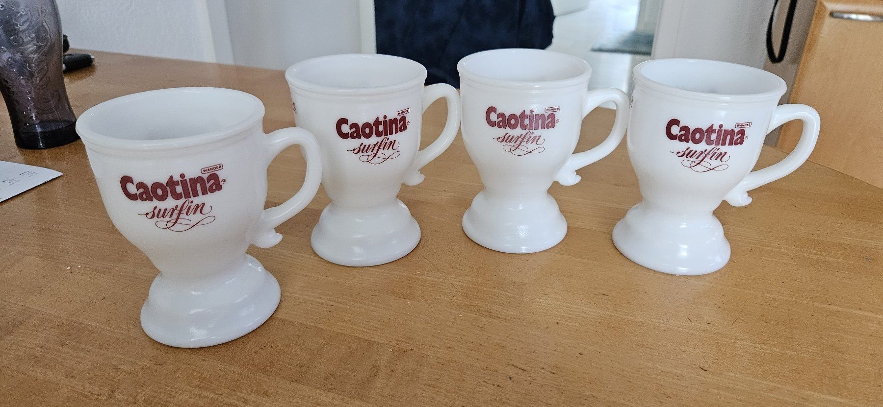 Tasses: Caotina Surfin Tassen 4 Stück – D'occasion à Ettingen par Gugger18