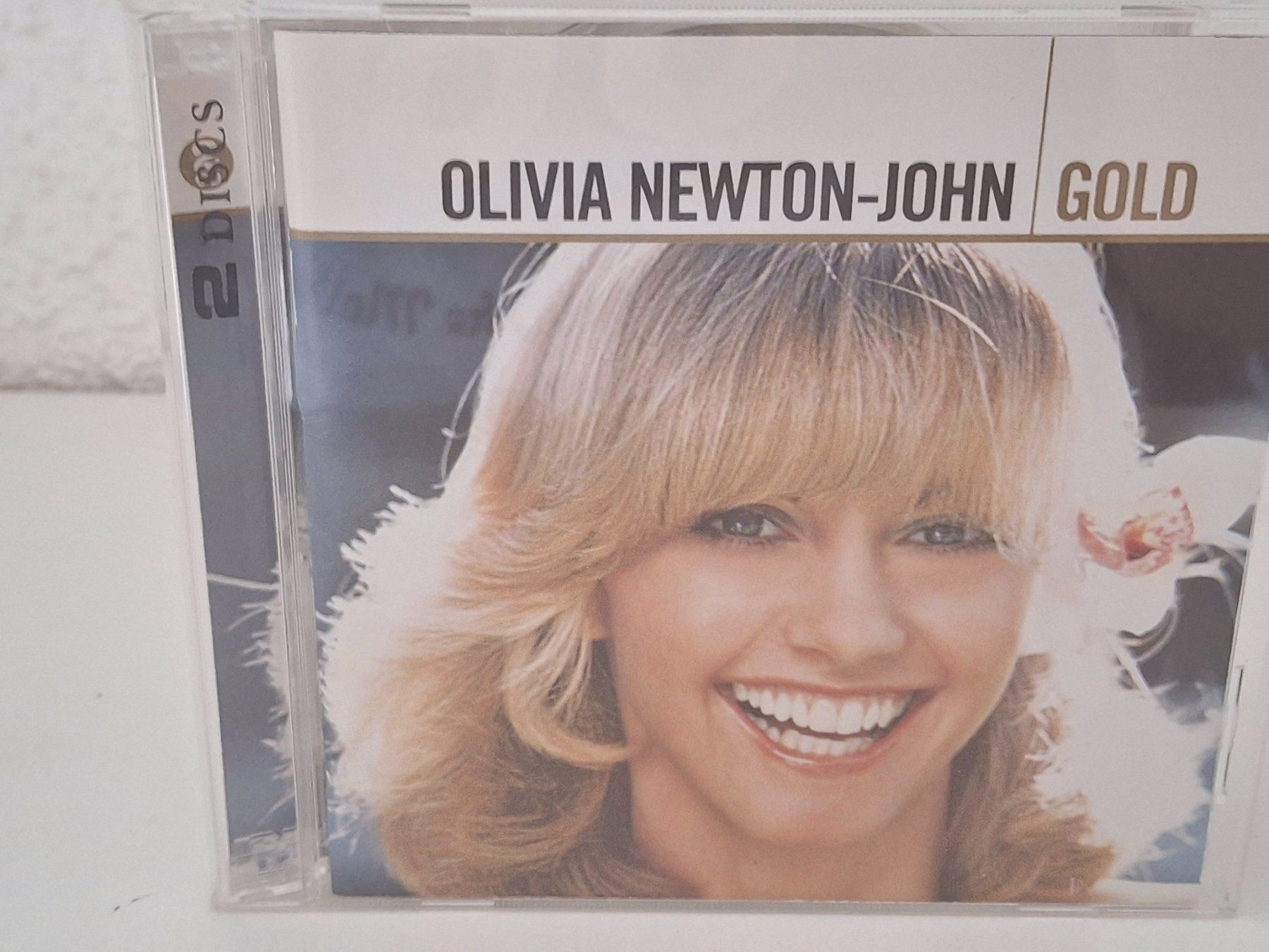 CD: 2CD Olivia Newton-John -  Gold – Usato da Aarberg venduto da Jackup1
