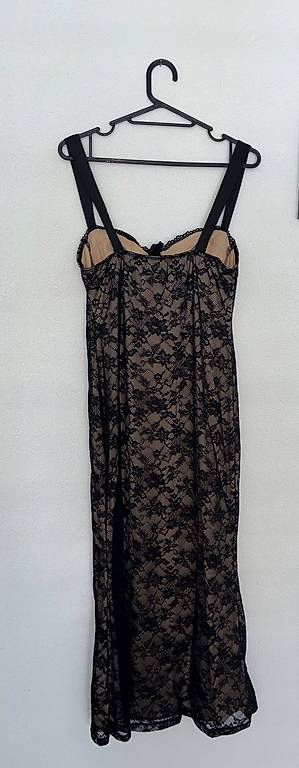 Vestiti: ROBE LONGUE EN DENTELLE NOIRE – Usato da Constantine venduto da san_nmr2 2