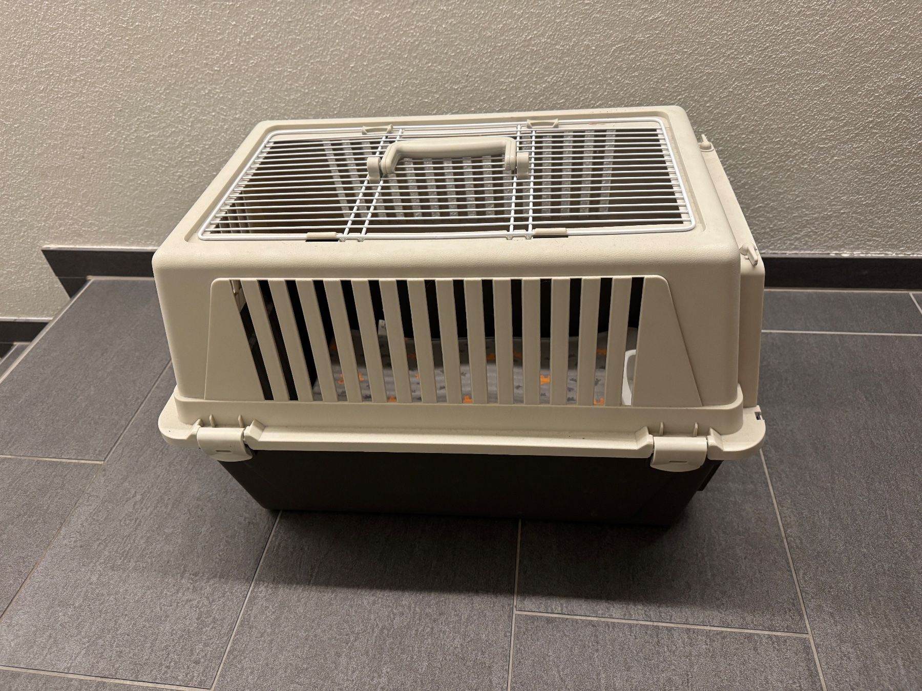 Cages, transport & sécurité: Katzentransportbox – D'occasion à Illnau par ani_5ykv 1