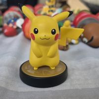 PIKACHU AMIIBO NINTENDO FIGURINE FIGURE COLLECTION MARIO 