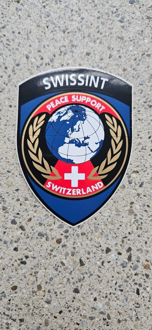 Schweizer Armee Plaketten & Abzeichen: *** Aufkleber Swissint Peace Support  *** – Neu und originalverpackt aus Riedholz von fr_sIruP