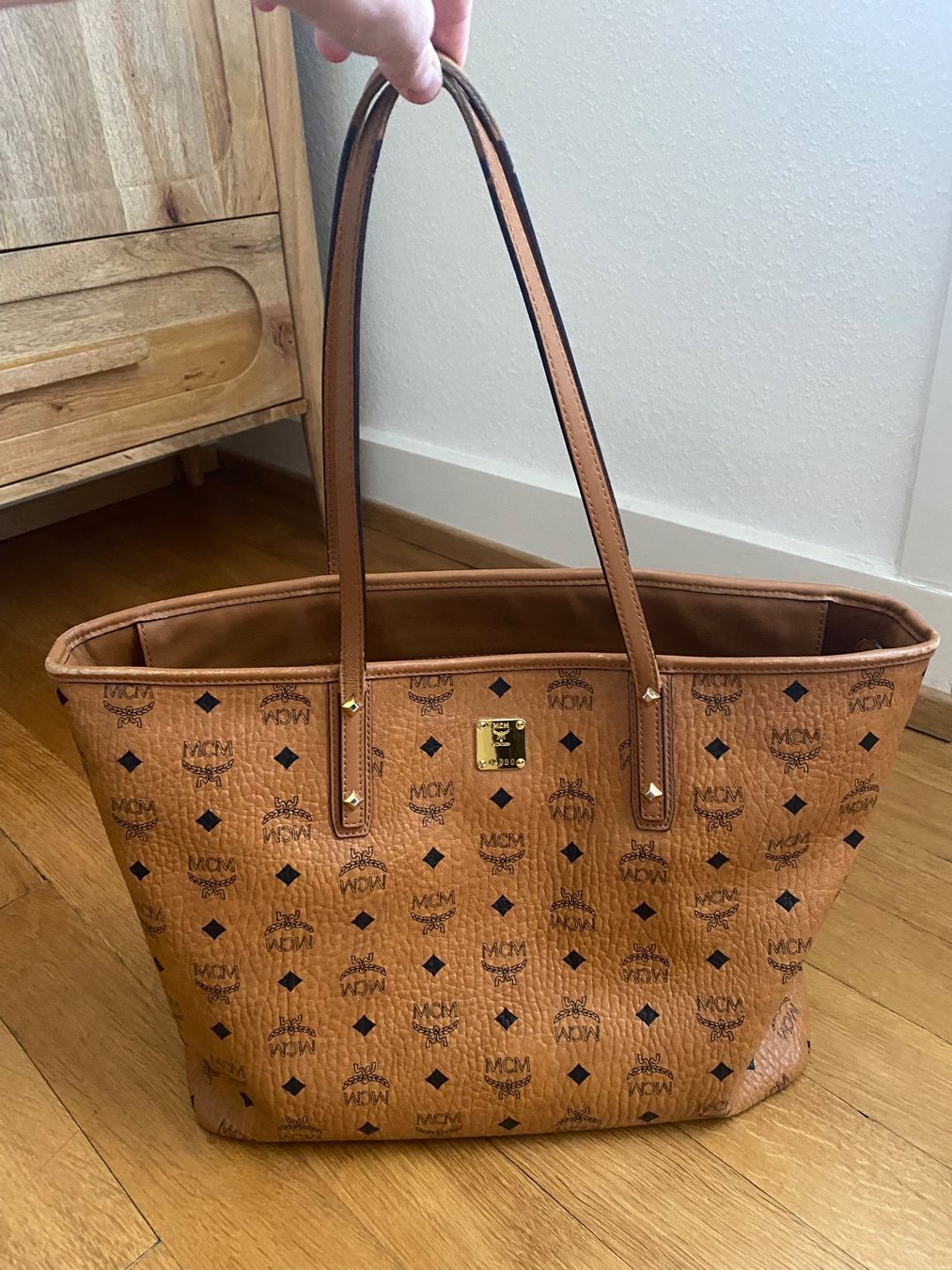 Mcm Taschen für Damen: MCM Shopper Cognac gross – Gebraucht aus Muttenz von Bugijeta 1