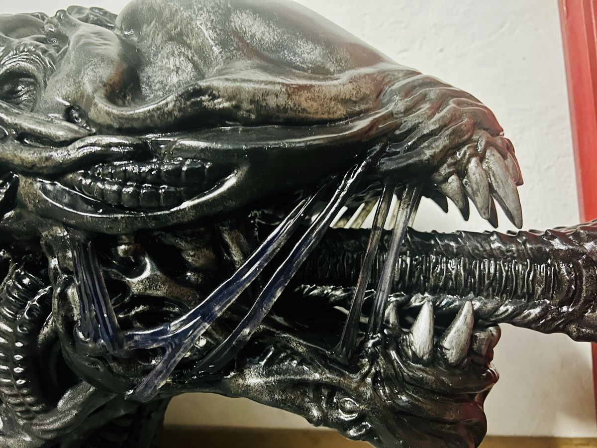 Statuette: AVP:R Alien, Predator, Giger, not Sideshow Coolprops – Nuovo (secondo la descrizione) da Glattfelden venduto da Ak_5bL 1