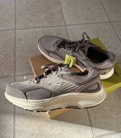 Nouvelles baskets Skechers pour hommes taille 45, très confo