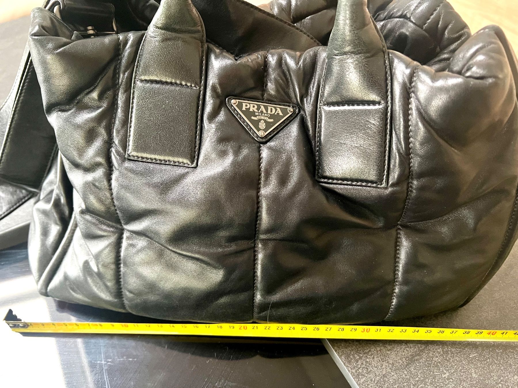 Prada Borse da donna: Sac à main cabas Prada – Usato da Porrentruy venduto da SYANKA 1
