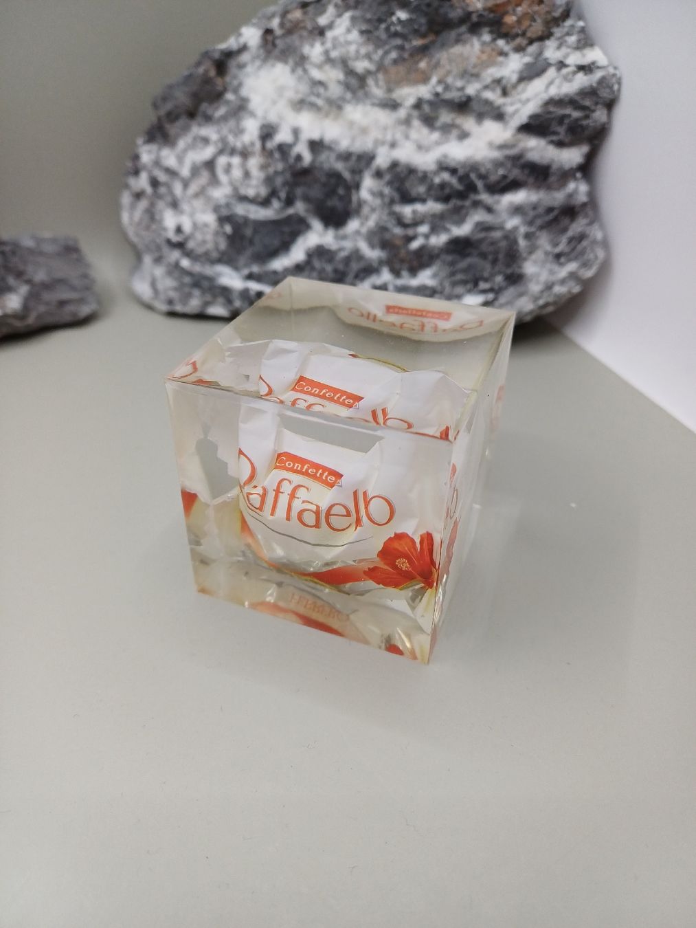 Tutte le decorazioni: Raffaello in Epoxy (Unikat) – Nuovo e nell'imballaggio originale da Kloten venduto da Epoxygalaxy.ch 1