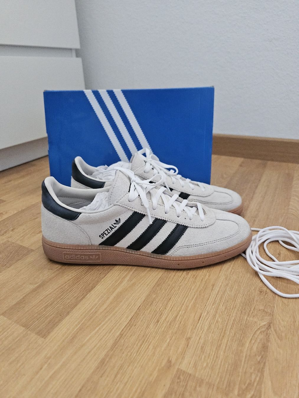 Adidas Herrenschuhe: Adidas Handball Spezial – Neu (gemäss Beschreibung) aus Belp von fabiocardoso 1