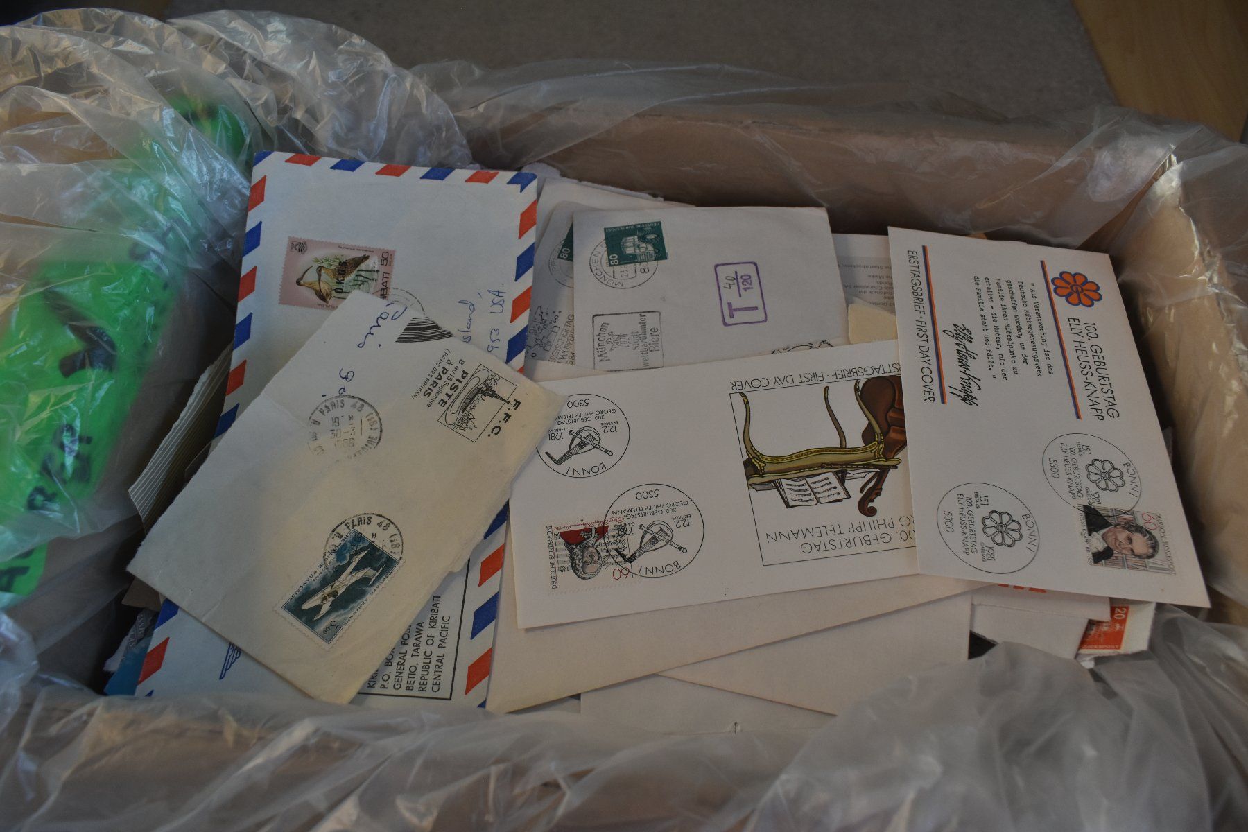 Tous les timbres: Briefmarken 2kg – D'occasion à Männedorf par chr_7kc9 2