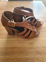 Braune Sommersandalen Gr. 39 Absatzschuhe Plateau