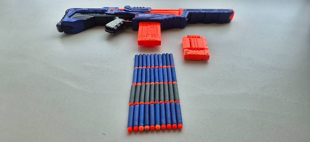 Nerf Giocattoli: NERF N-Strike Elite Delta Trooper inkl. 40 Darts – Usato da Arbon venduto da Ftdata 2