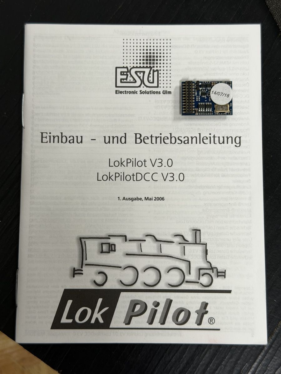Esu Modelleisenbahnen: ESU Digital Decoder LokPilot V3.0  – Gebraucht aus Granges VS von alci95