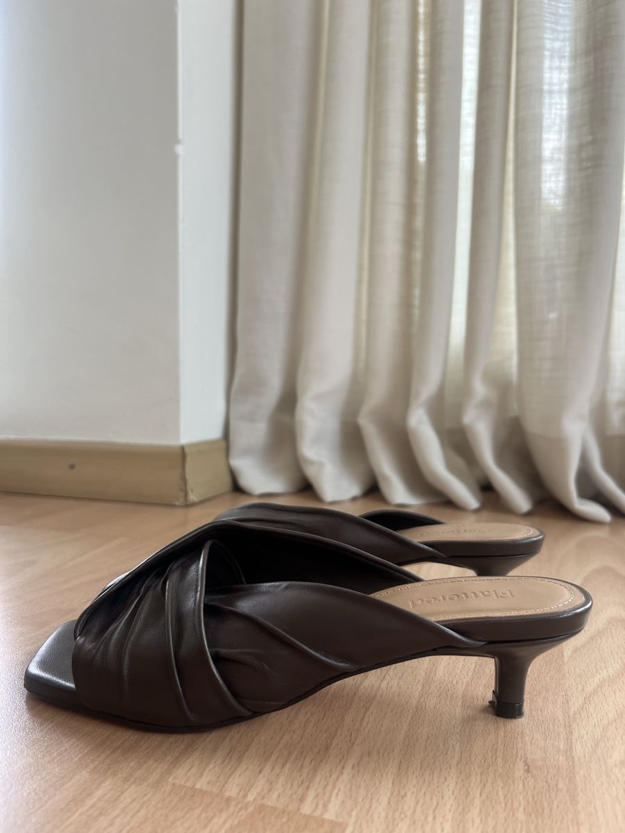 Scarpe da donna: High heel Pantoletten, Flattered – Nuovo (secondo la descrizione) da Uster venduto da m_21 1