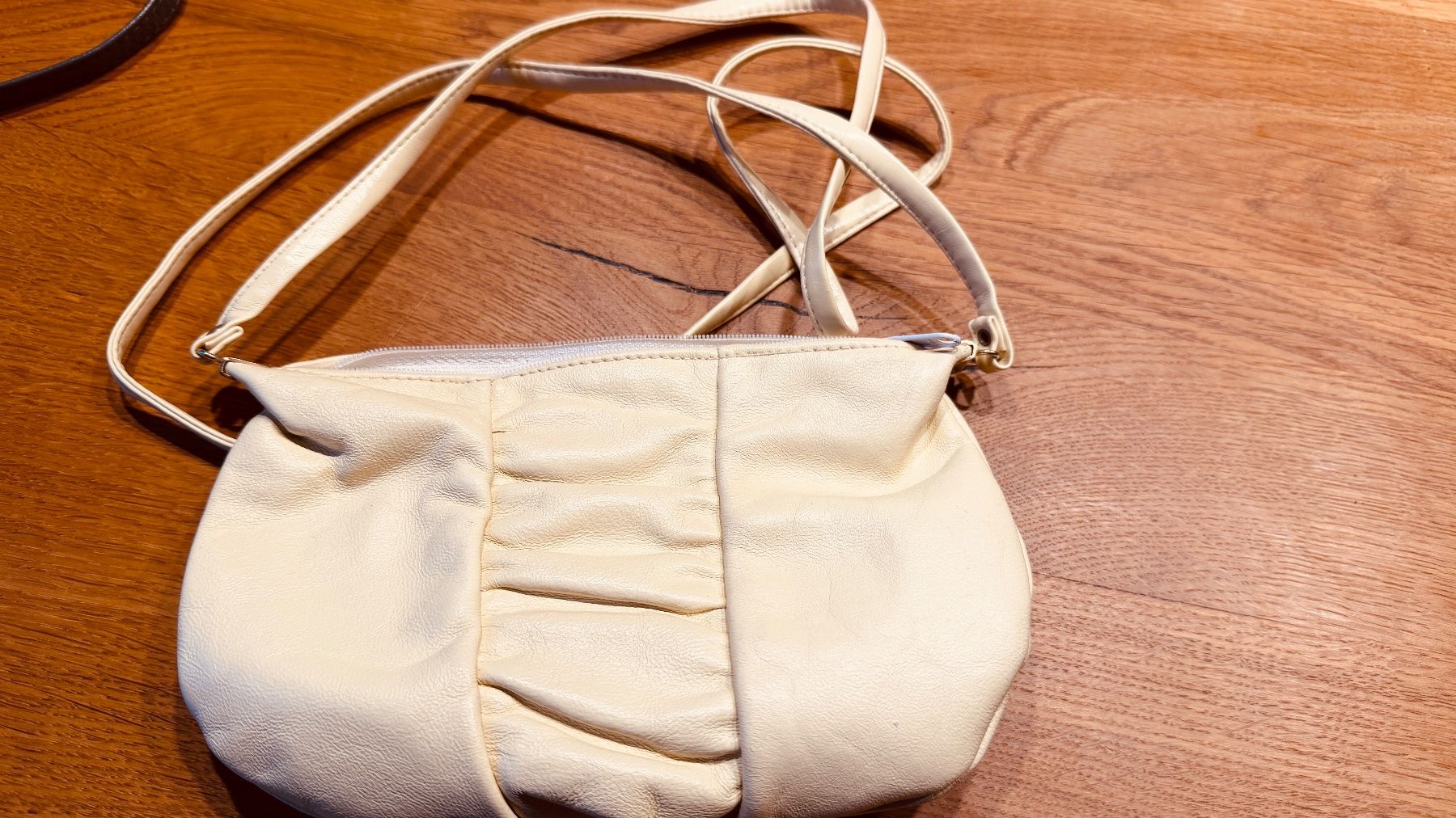 Borse da donna: Vintage Täschchen – Usato da Schaffhausen venduto da Bootes