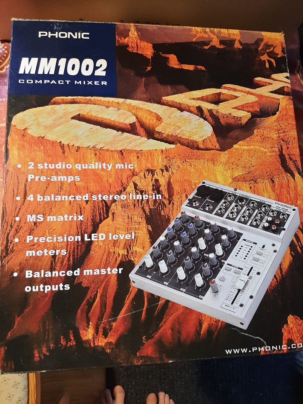 Phonic Console di mixaggio: Phonic MM1002 Compact Mixer gebraucht mit Kabeln – Usato da Kienberg venduto da minba