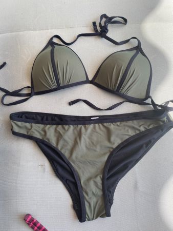ungetragen Bikini army-green, Schalen-BH, Gr. XL