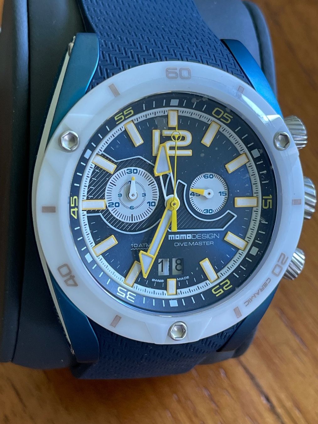 Orologi: MOMO DESIGN Keramik Uhr – Nuovo e nell'imballaggio originale da Hessigkofen venduto da lamdanreisen