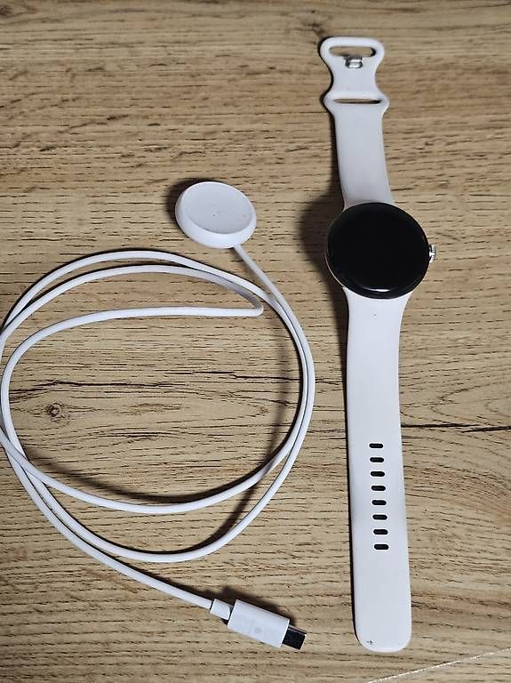 Google Smartwatch: Google Pixel Watch, neuwertig, mit Ladegerät, Top! – Usato da Dietikon venduto da Streetwolf