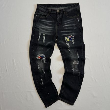 Distressed Paint-Splatter Jeans – Bold Streetwear with paint