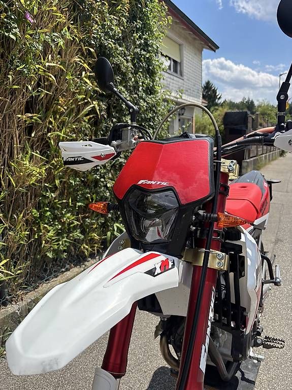 Route: Fantic Supermoto Competition 125 4T – D'occasion à Riedholz par Jamie.02 2