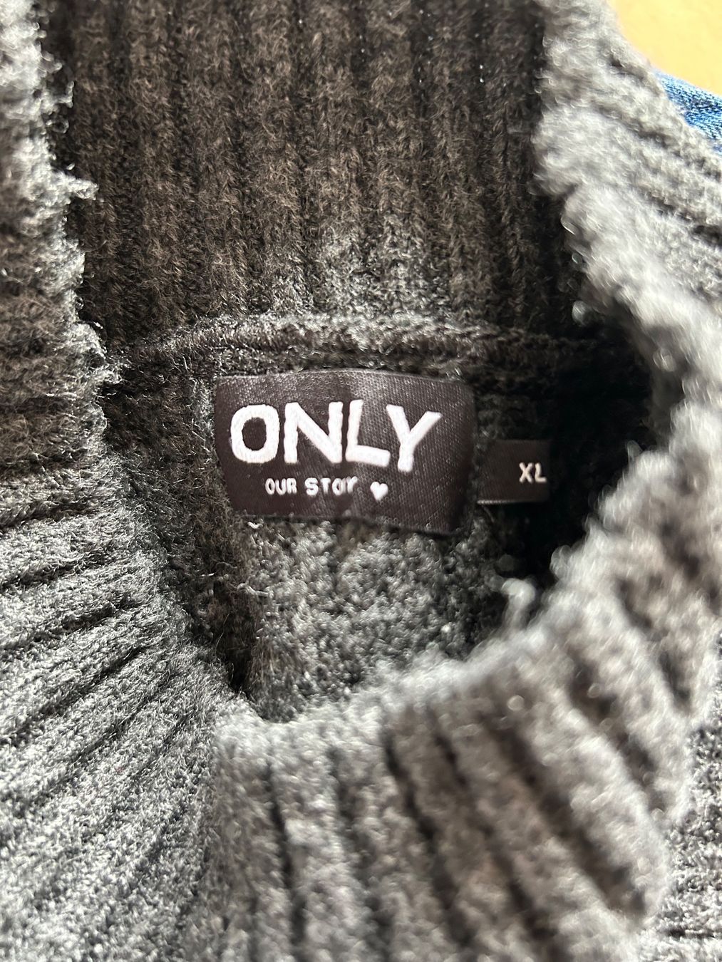 Only Vestiti: robe pull Only – Usato da Delémont venduto da nounvince 3