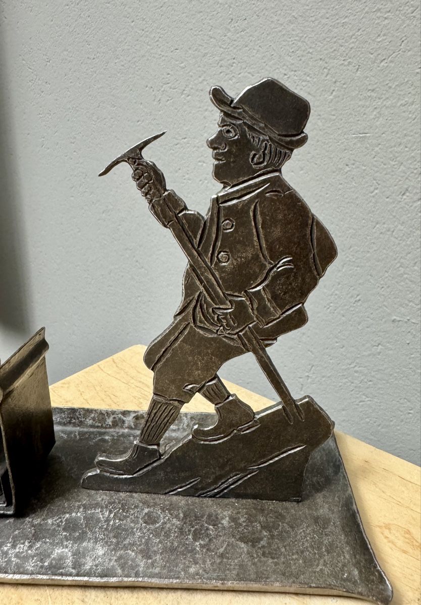 Altro in Decorazioni & Accessori: Alte Metall Figur Bergsteiger Zettelhalter Briefständer ? – Usato da Rothrist venduto da Luckywinner 4