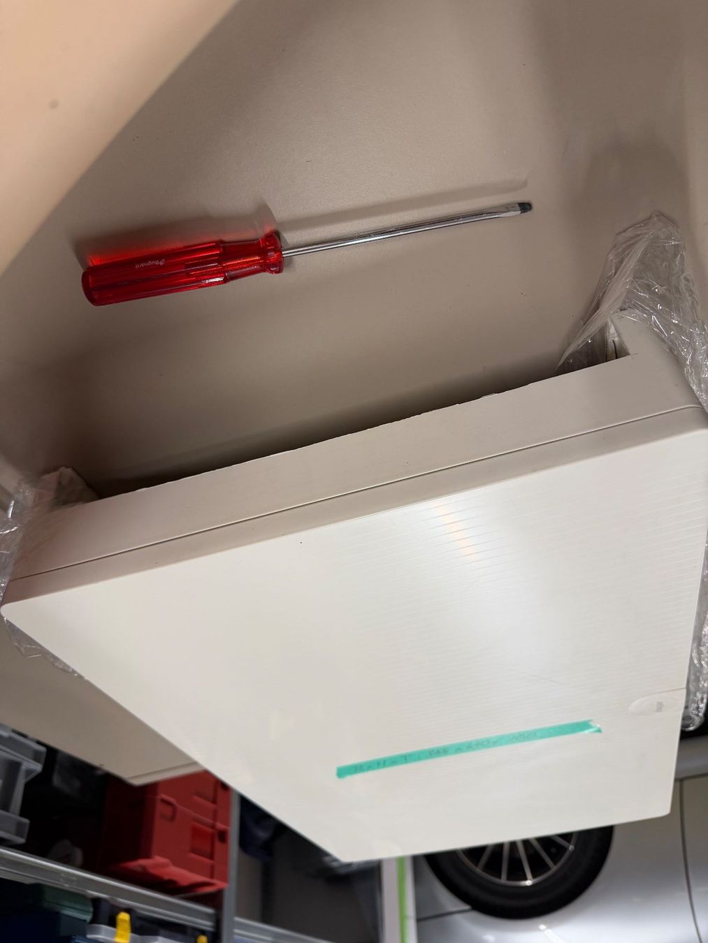 Hager Alimentazione elettrica: Sicherungsverteilung AP – Usato da Oberägeri venduto da Zwackelzahn 2