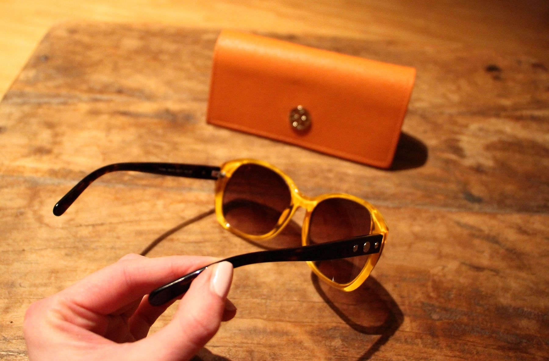 Occhiali & Lenti: Tory Burch Sonnenbrille Neu mit Etui – Nuovo e nell'imballaggio originale da Lausanne venduto da Julerde 2