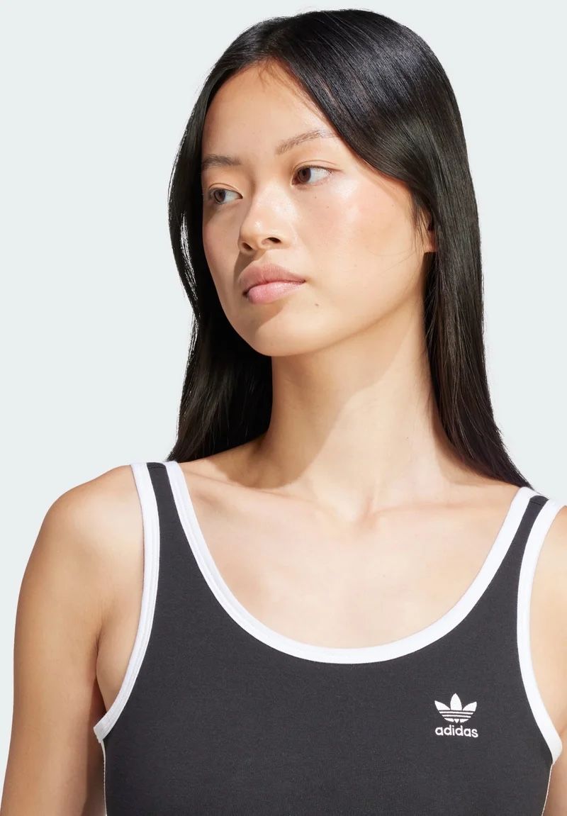 Adidas Tops: Adidas Bodysuit - Black & White - Size S☀️ – D'occasion à solothurn par mil_ja.t 3