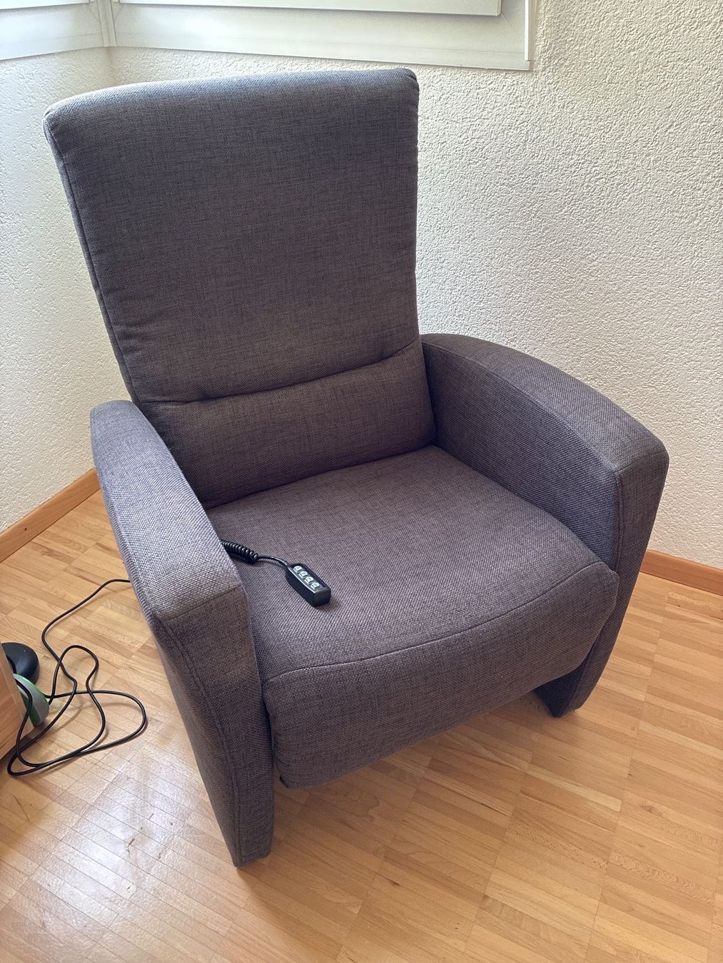 Sessel: Fauteuil électrique – Gebraucht aus Le Landeron von kikou013