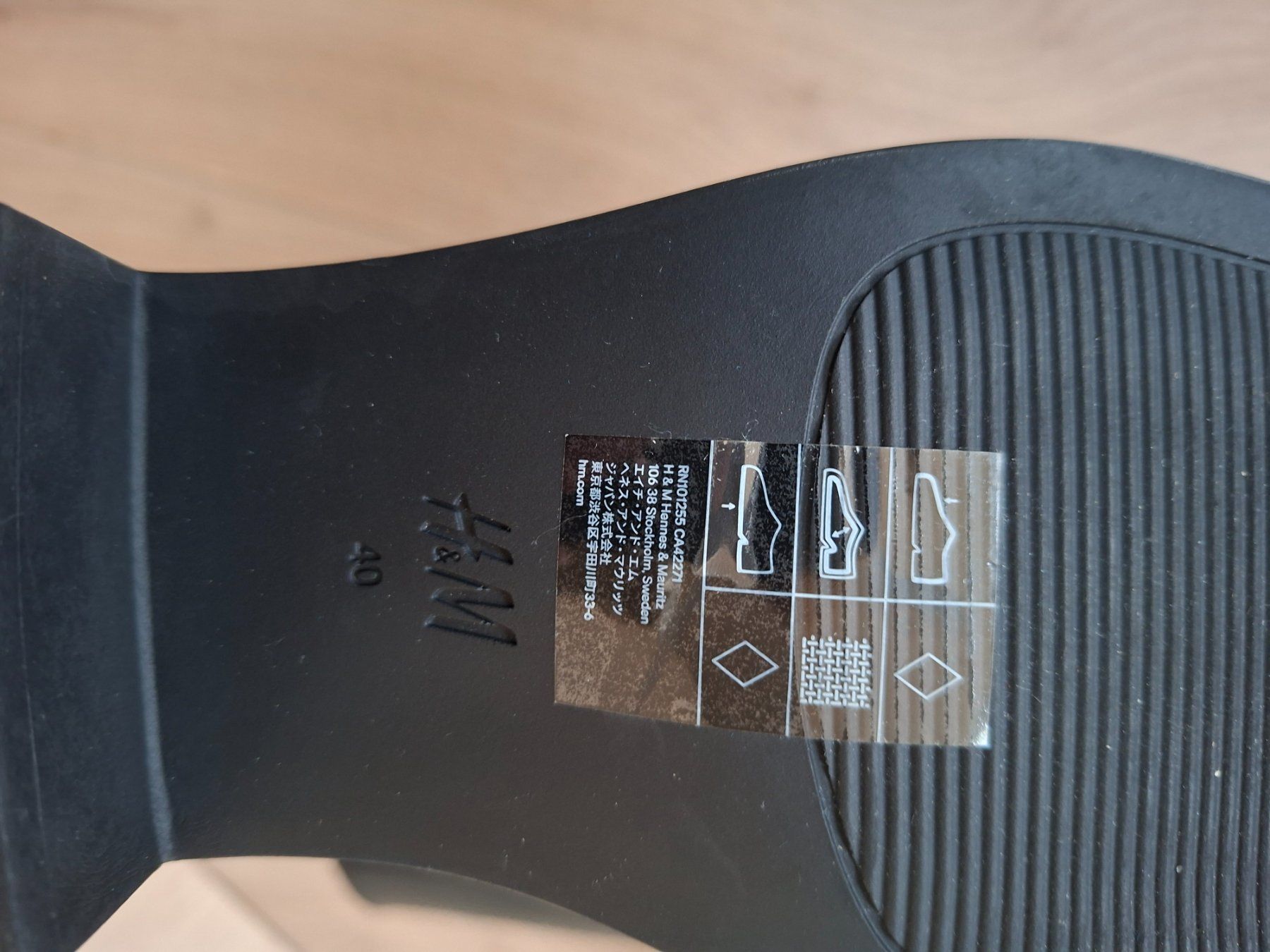 H&M Damenschuhe: NEUE schwarze Lederstiefeletten, Grösse 40 – Neu und originalverpackt aus Studen SZ von Koller2525 4