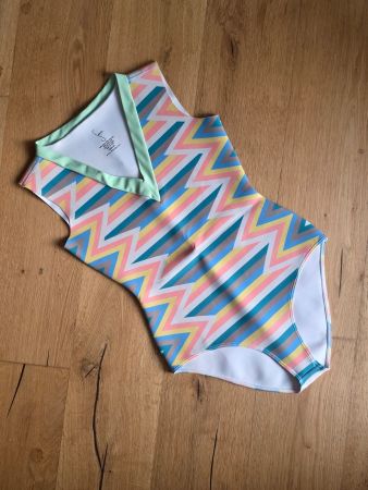 Seea Badeanzug / Surf Swimsuit – Größe M – neu – Made in USA
