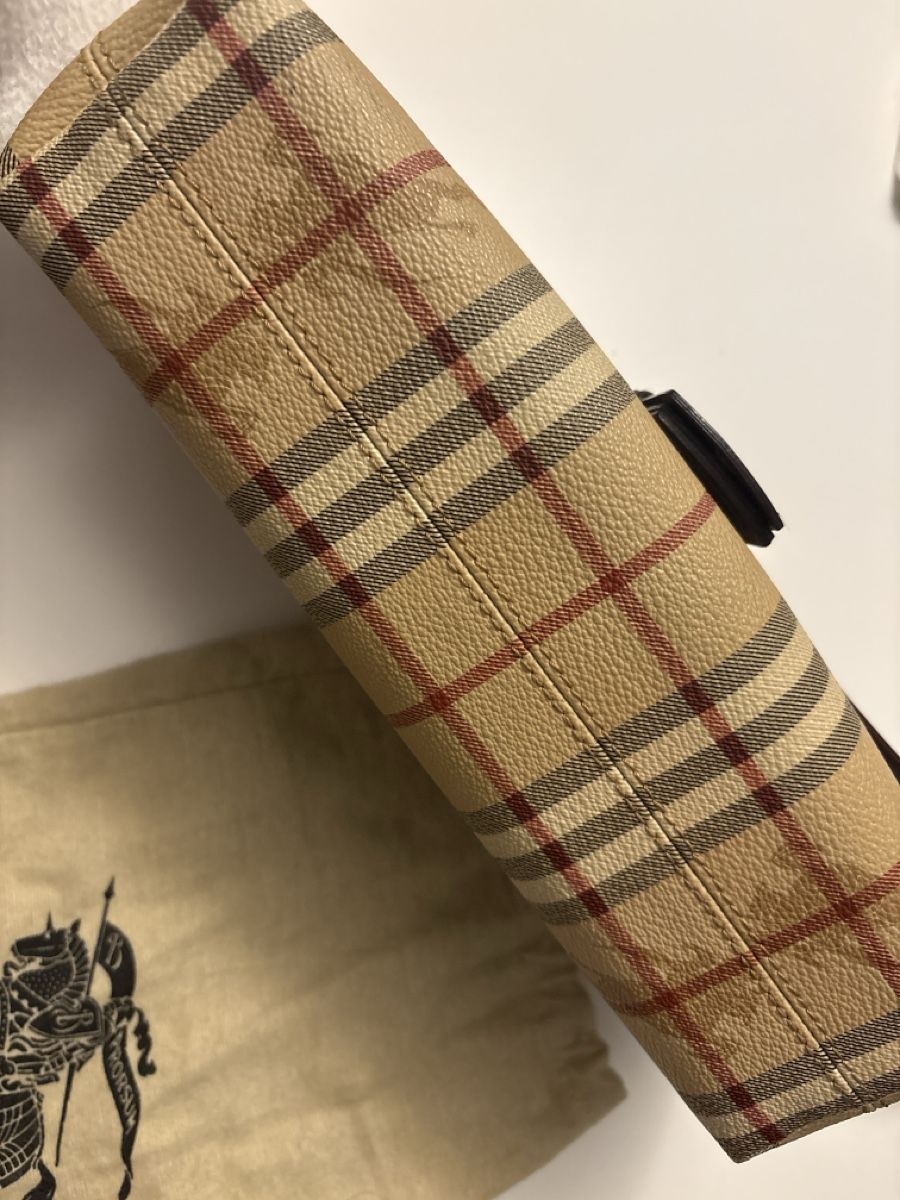 Burberry Borse da donna: Burberry Tasche – Usato da Olten venduto da ier_s8vj 4